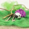 Schluesselanhaenger Igel Violett mit Deko